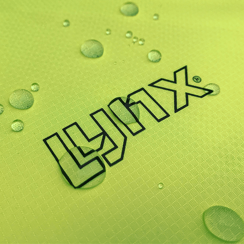 610950.10.S LYNX Sportjack / Regenjack Move maat S 74.5 x 58 x 58 cm